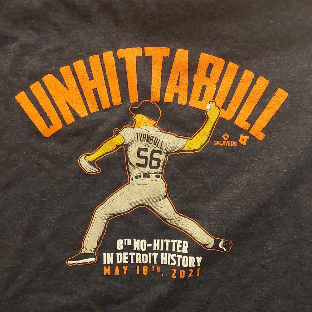 Unhittabull Graphic T-Shirt